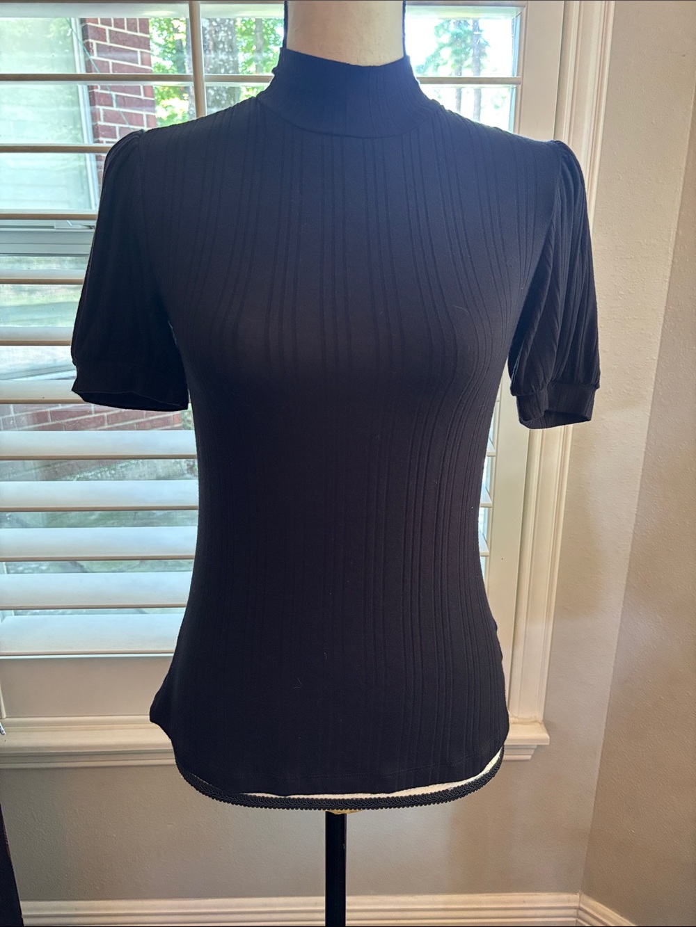 Philosophy Mock Neck Short Sleeve Ribbed Top - Black XS